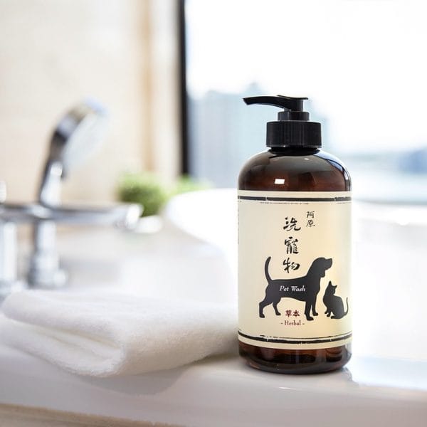 SỮA TẮM THÚ CƯNG THẢO MỘC