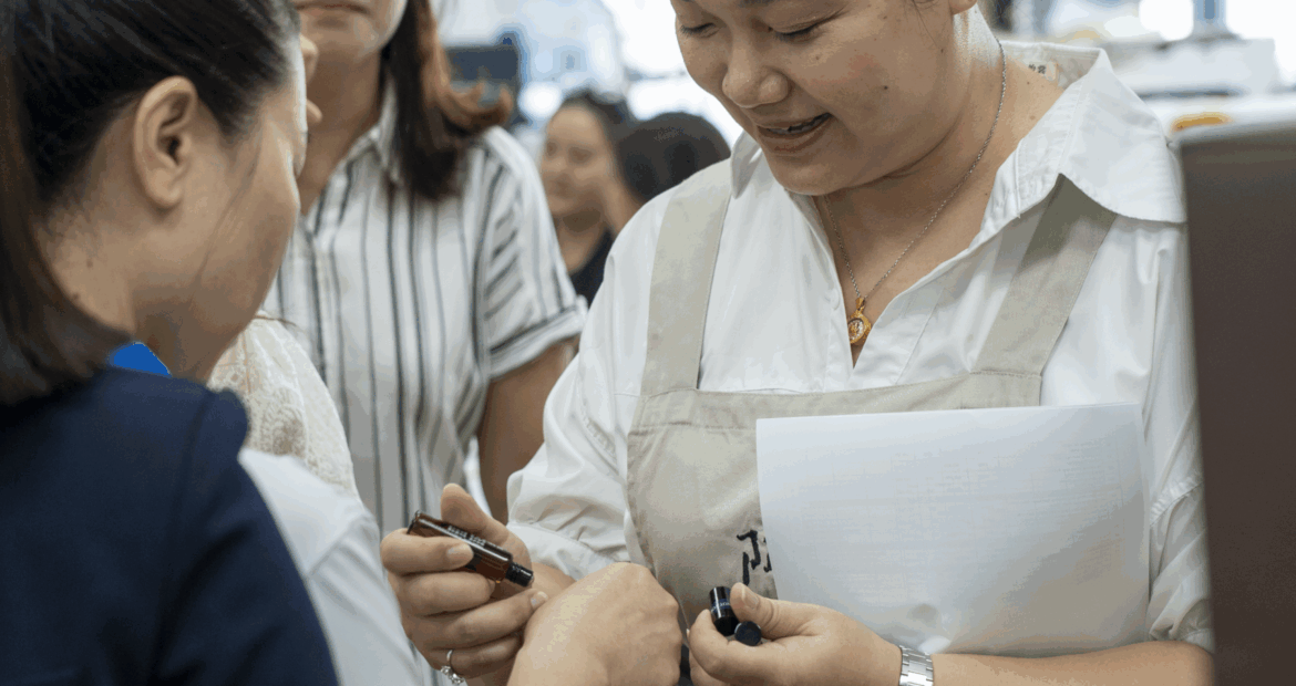 Workshop Làm Búa Đấm Lưng Thảo Mộc cùng Yuan × Công ty Bảo Hiểm Nhân Thọ Cathay Life Việt Nam