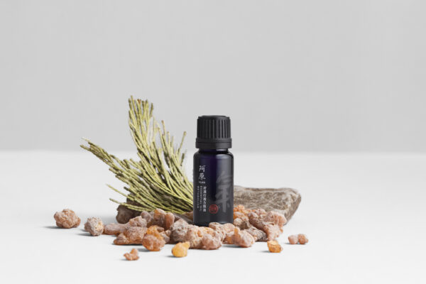 TINH DẦU THẬT TRÔI CHẢY (KHÔNG BAO BÌ NGOÀI) - Ảnh 2